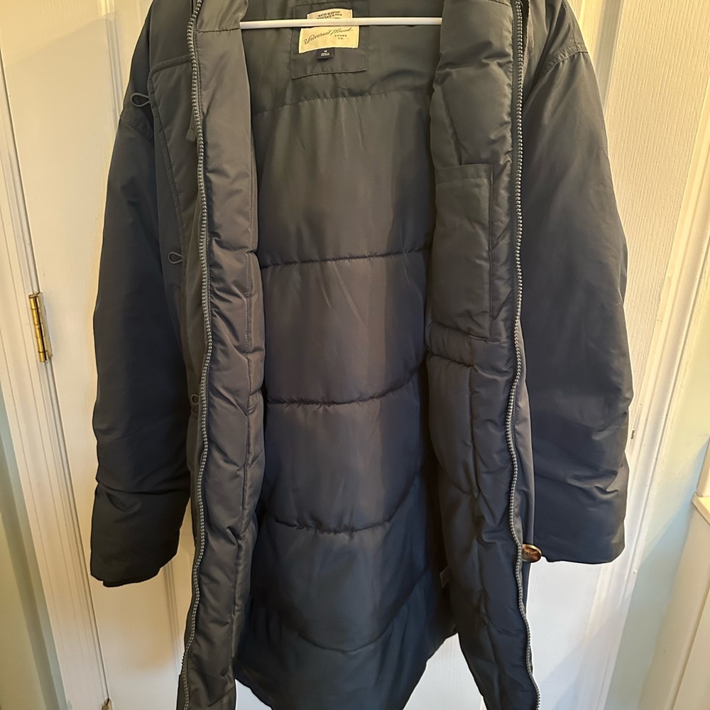 Universal Thread Navy Water Resistant puffer Jack… - image 2